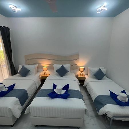 Infinity Beach Dhigurah Dhigurah  Extérieur photo